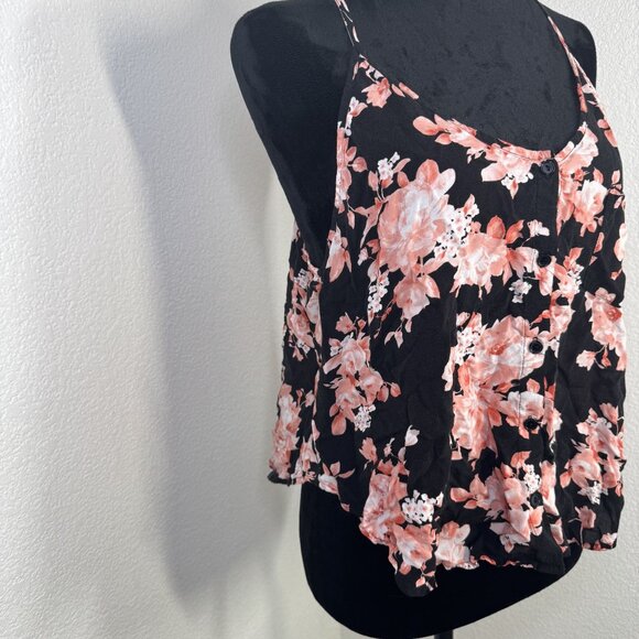 Floral Spaghetti‎ Strap Tank Top With Button Detail - Picture 2 of 7